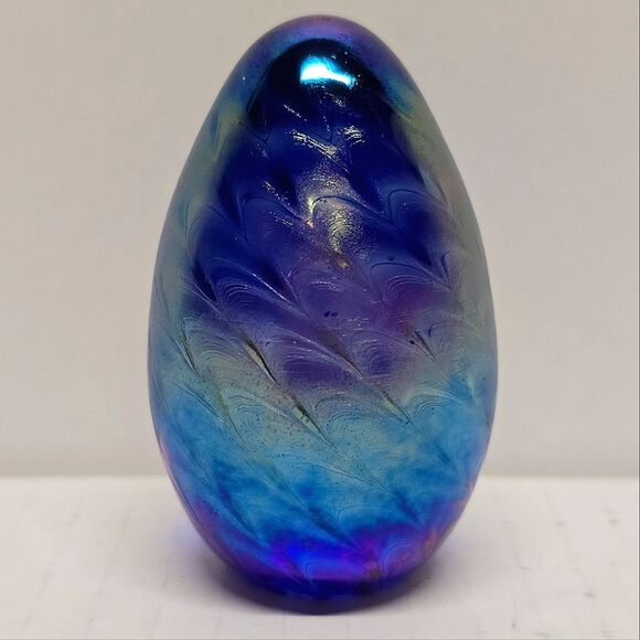 Mount St. Helen Egg Paperweight Marked MSH 95 Iridescent blue purple Vintage 90s - Picture 1 of 8